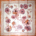 Lenço Italiano Estampado Ferrugem 90x90cm